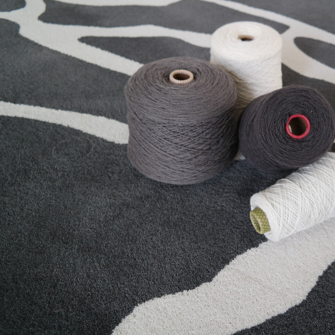 La excelencia de la lana de Nueva Zelanda: El alma de Filamento Rugs